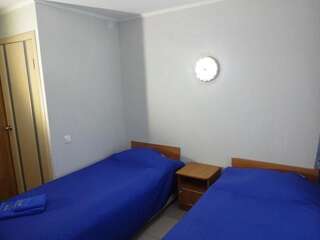 Гостиница Лотос Иркутск Стандартный двухместный номер с 1 кроватью или 2 отдельными кроватями-5